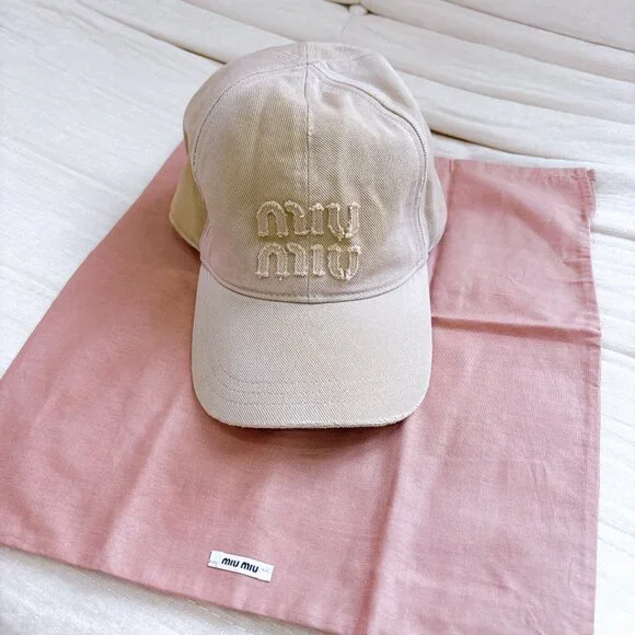 BRAND NEW MIUMIU HAT WITH DUST BAG, L - Picture 8 of 8
